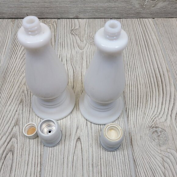 2 Avon‎ Milk Glass Perfume Candle Sticks Spring Yellow Flowers Buttercup Vtg - Picture 4 of 7